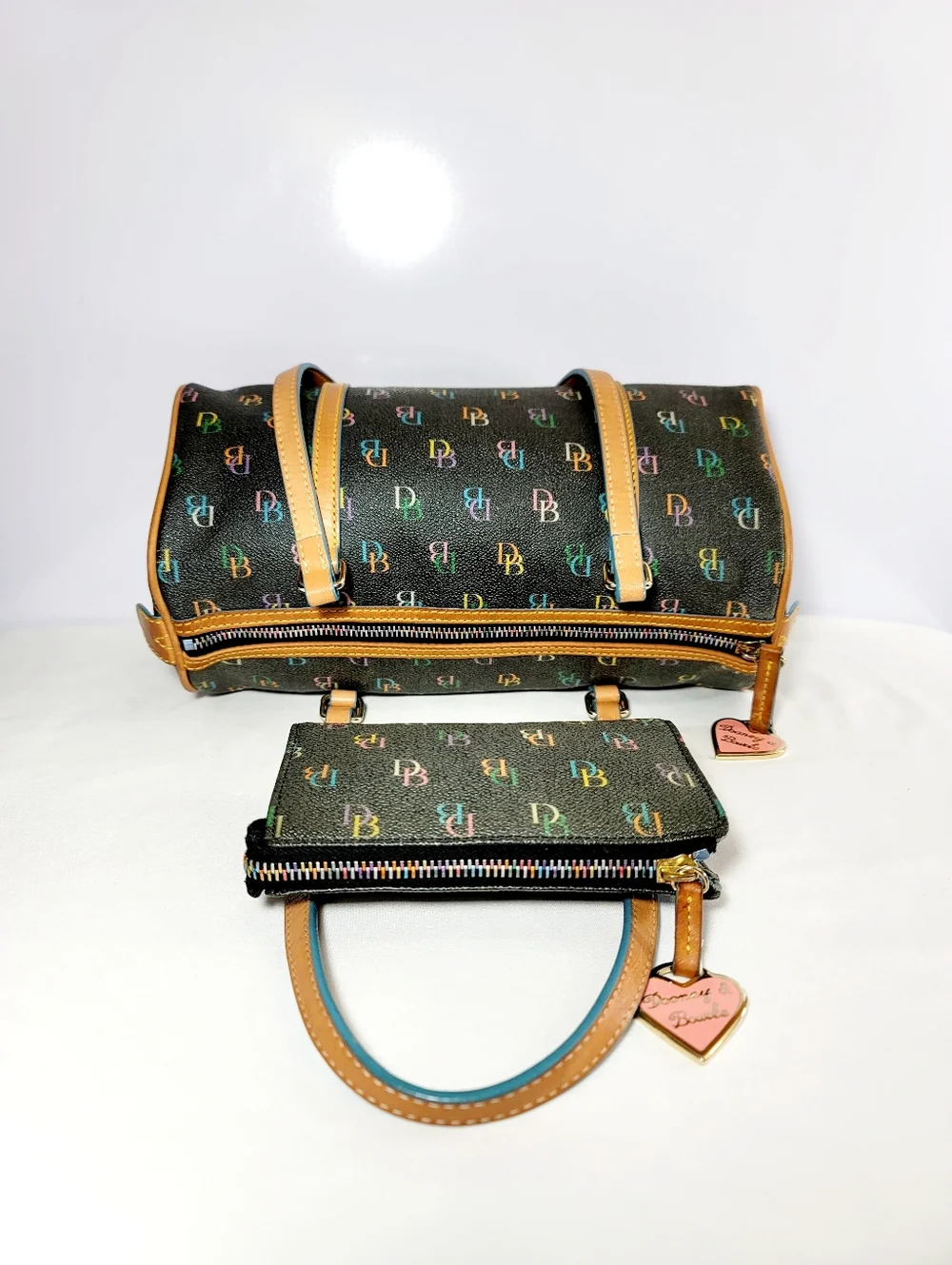 Dooney & Bourke Classic Y2K Rainbow Colored Barrel Bag. - Picture 4 of 11